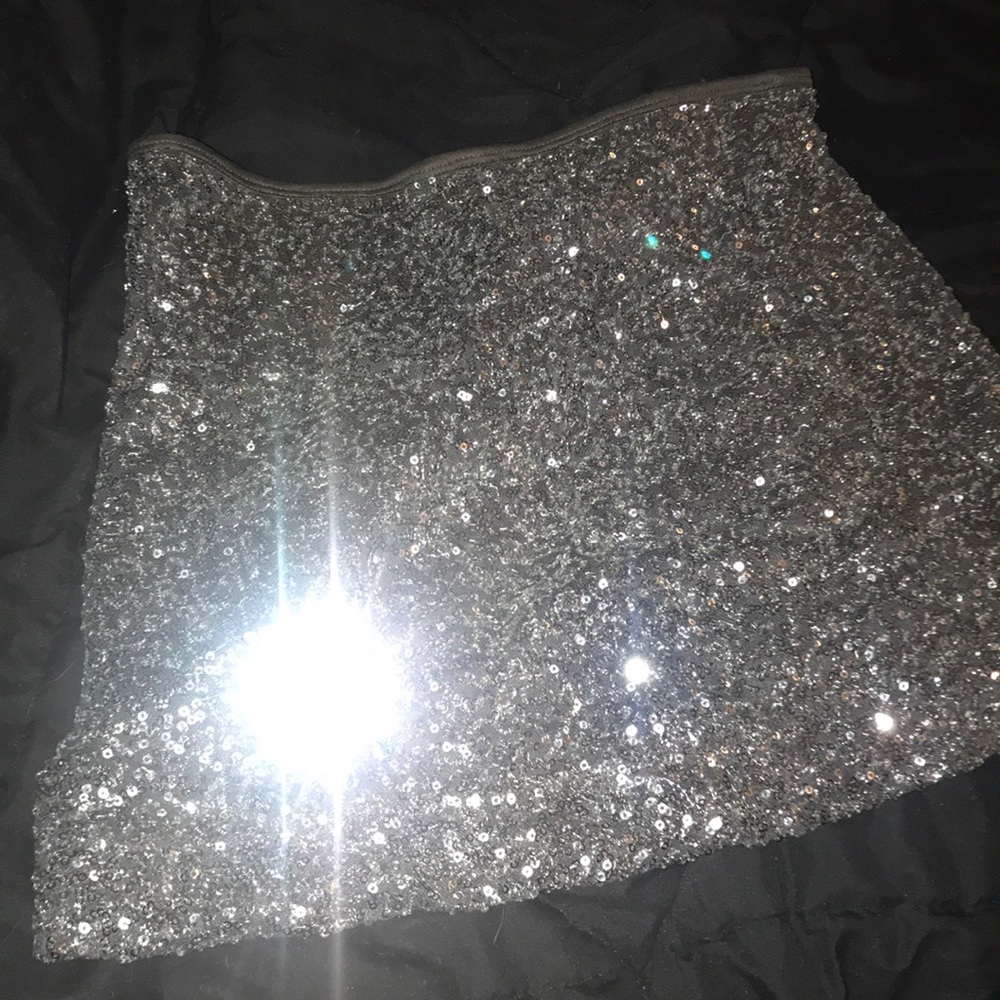 SPARKLE the night away in this mini skirt